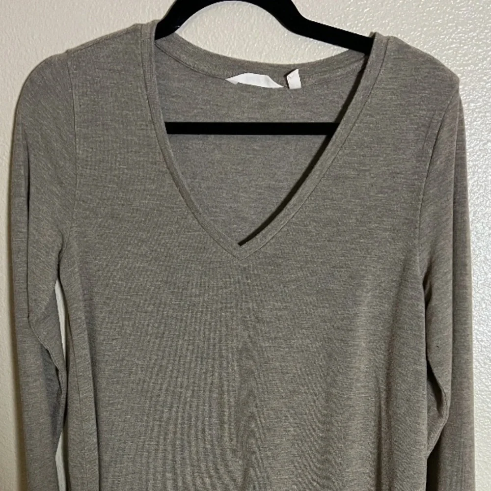 Soft‎ Surroundings Women's V-Neck Long Sleeve Top size small capsule minimalist